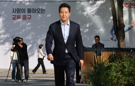 與, 오세훈 무죄에 "사법개혁 도화선" 맹폭…한편으론 안도 기류