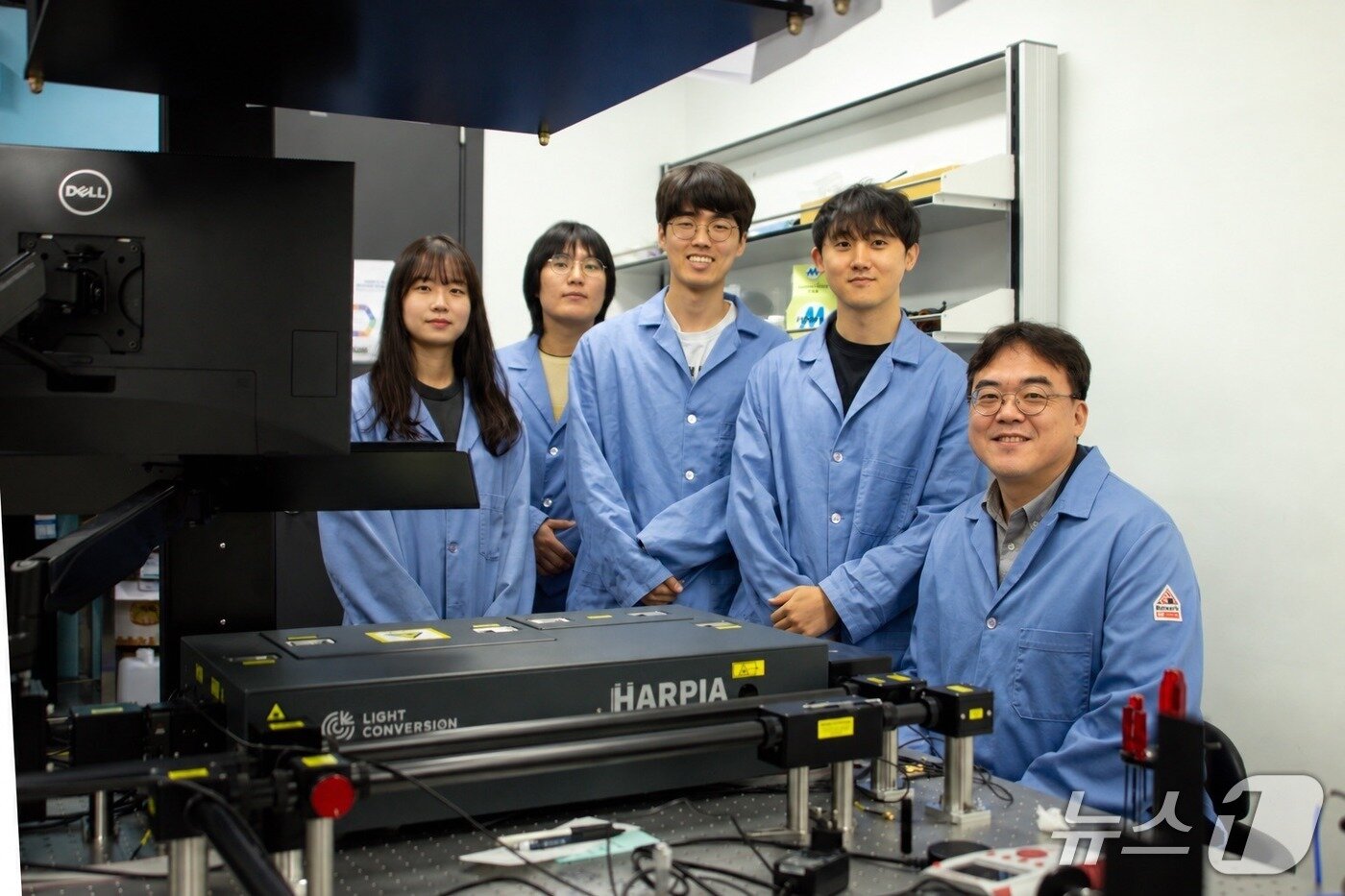 본문 이미지 - KAIST 김태규 교수(오른쪽) 연구팀(KAIST 제공) /뉴스1