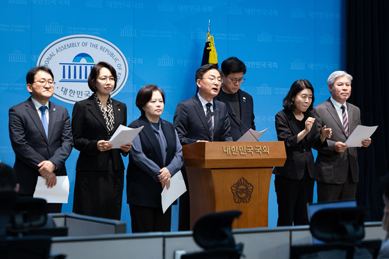 '오세훈 서울시장 2심 무죄' 사법부 규탄하는 조국혁신당