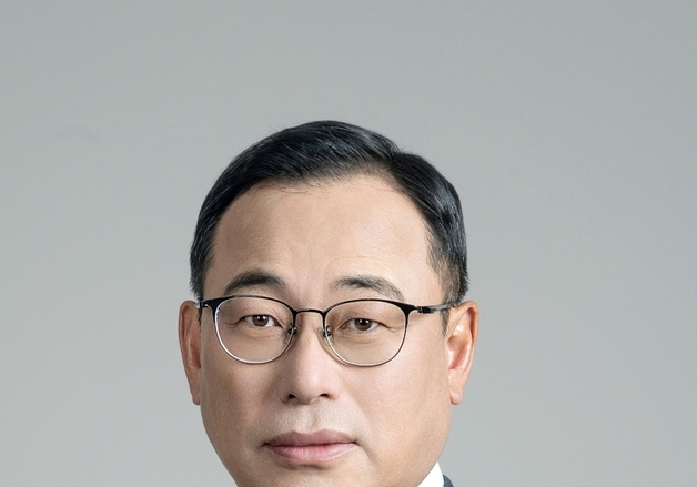 SBS 새 사장에 공채 1기 출신 양윤석 보도본부장 선임…26일 공식 취임