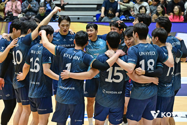 대한항공, 우리카드 3-0 꺾고 KOVO컵 3년 연속 결승행
