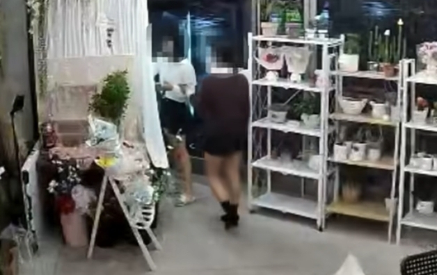 무인 꽃집 턴 여중생, SNS 올리자 '본인 등장' 댓글…부모는 "내놓은 자식"[영상]