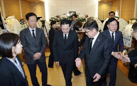 조문 마친 장동혁·정점식