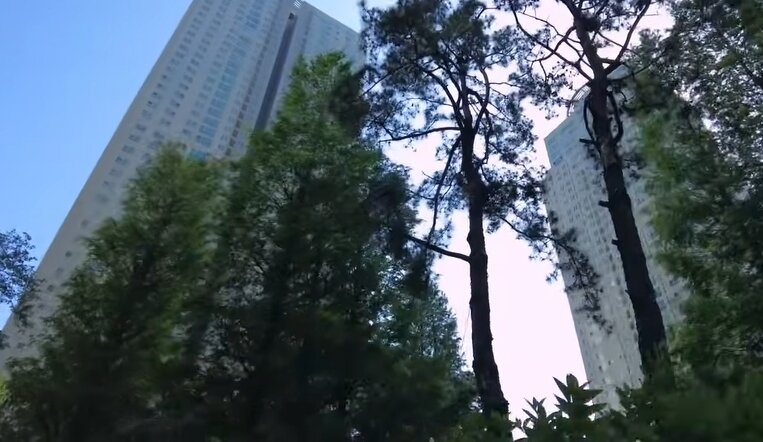 본문 이미지 - 서울 광진구 자양동의 주상복합 아파트 '더샵스타시티' 전경. 출처='원더플래닛'