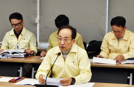 추경호 "가을철 산불·안전사고 예방에 총력 기울여야"
