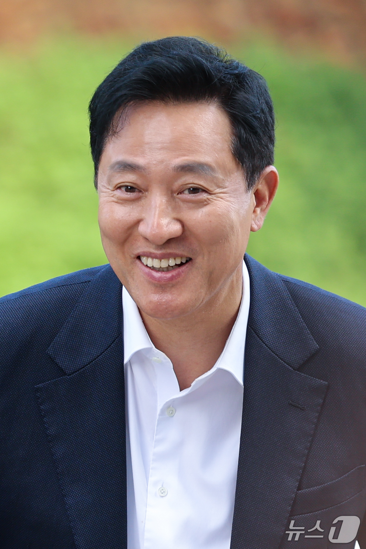 (서울=뉴스1) 안은나 기자 = 오세훈 서울시장이 동행안심벨 대응체계를 점검하기 위해 26일 서울 양천구 CCTV 관제센터에 도착하고 있다. 2026.10.26/뉴스1