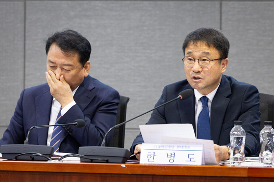 인사말하는 한병도 원내대표