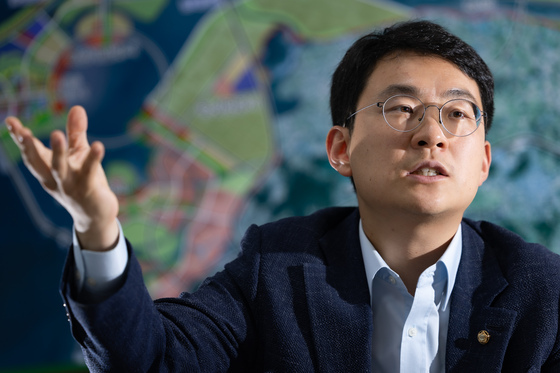 [인터뷰] 박지원 "보건의료 R&D 예산 삭감…연구 수행 가능한지 따질 것"