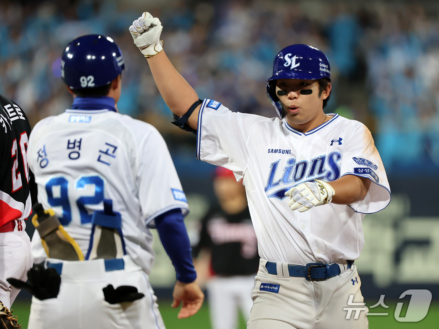 (대구=뉴스1) 김진환 기자 = 26일 오후 대구 삼성라이온즈파크에서 열린 프로야구 2026 신한 SOL KBO 포스트시즌 플레이오프 1차전 KIA 타이거즈와 삼성 라이온즈의 경기 …