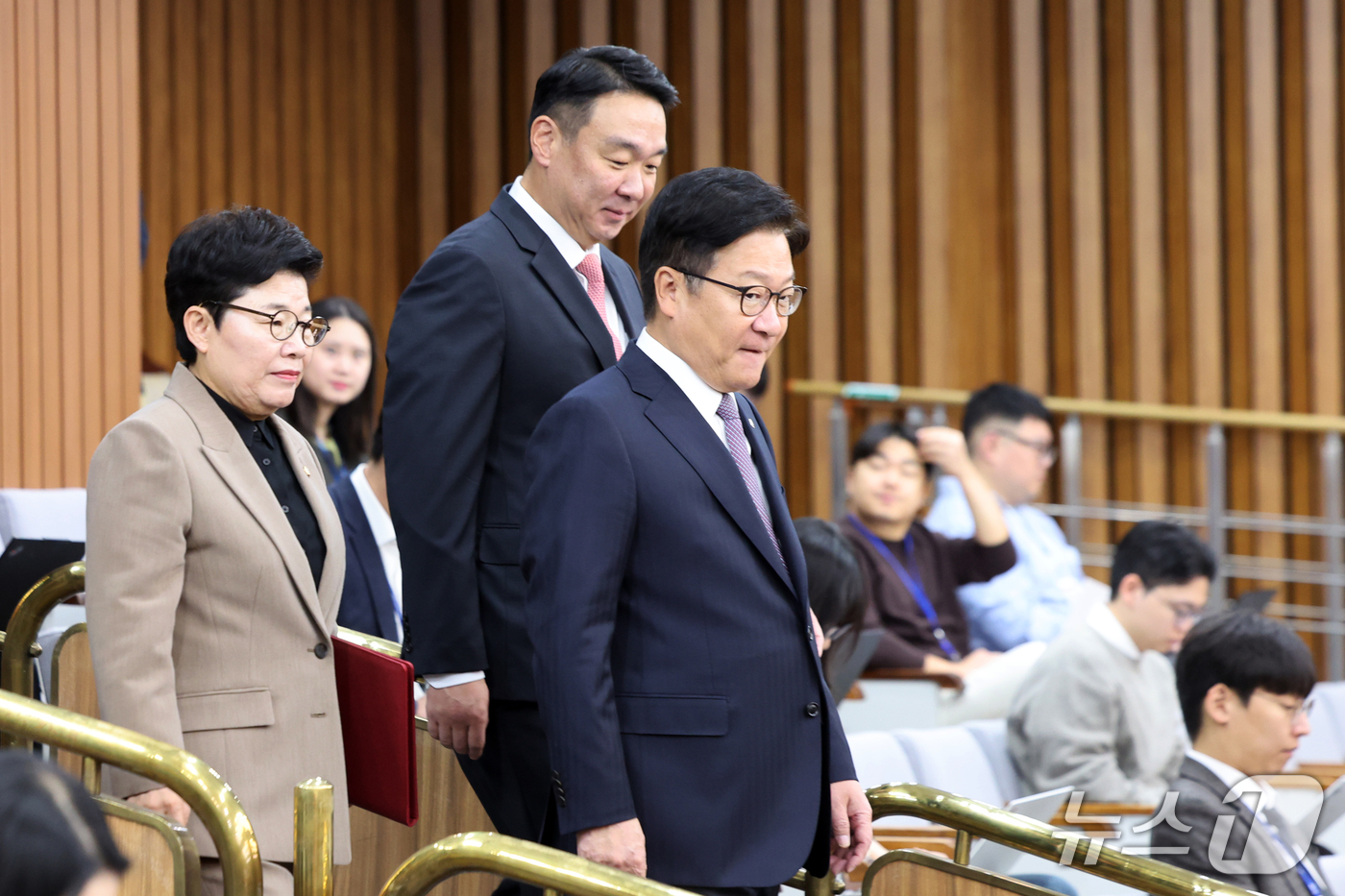 (서울=뉴스1) 황기선 기자 = 정점식 국민의힘 원내대표가 27일 오전 서울 여의도 국회에서 열린 국정감사대책회의에 참석하고 있다.  2026.10.27/뉴스1