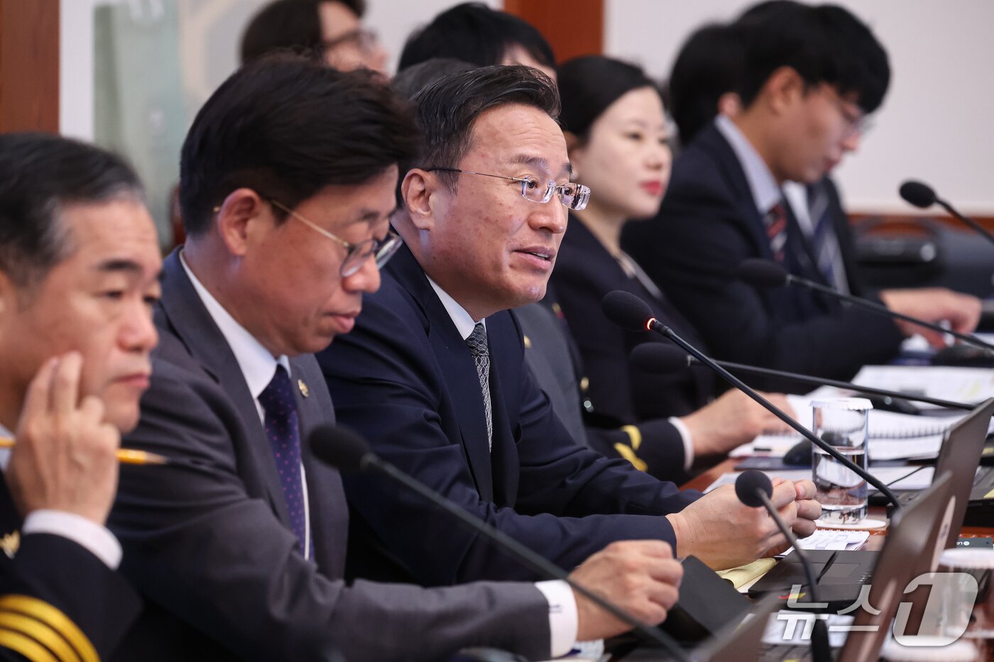 본문 이미지 - 이정현 검찰총장 직무대행이 27일 청와대에서 열린 국무회의에서 발언하고 있다. (청와대통신사진기자단) 2026.10.27 ⓒ 뉴스1 이재명 기자
