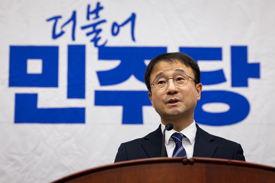 조희대 탄핵 앞서 국정조사 택한 與…여야 대치 격화할 듯