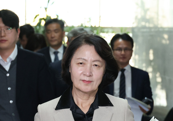 한병도 원내대표실 향하는 추미애 지사