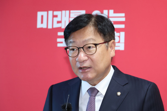 정점식, 구룡마을 화재 현장 찾아 "조속한 임시 주거 함께 노력"