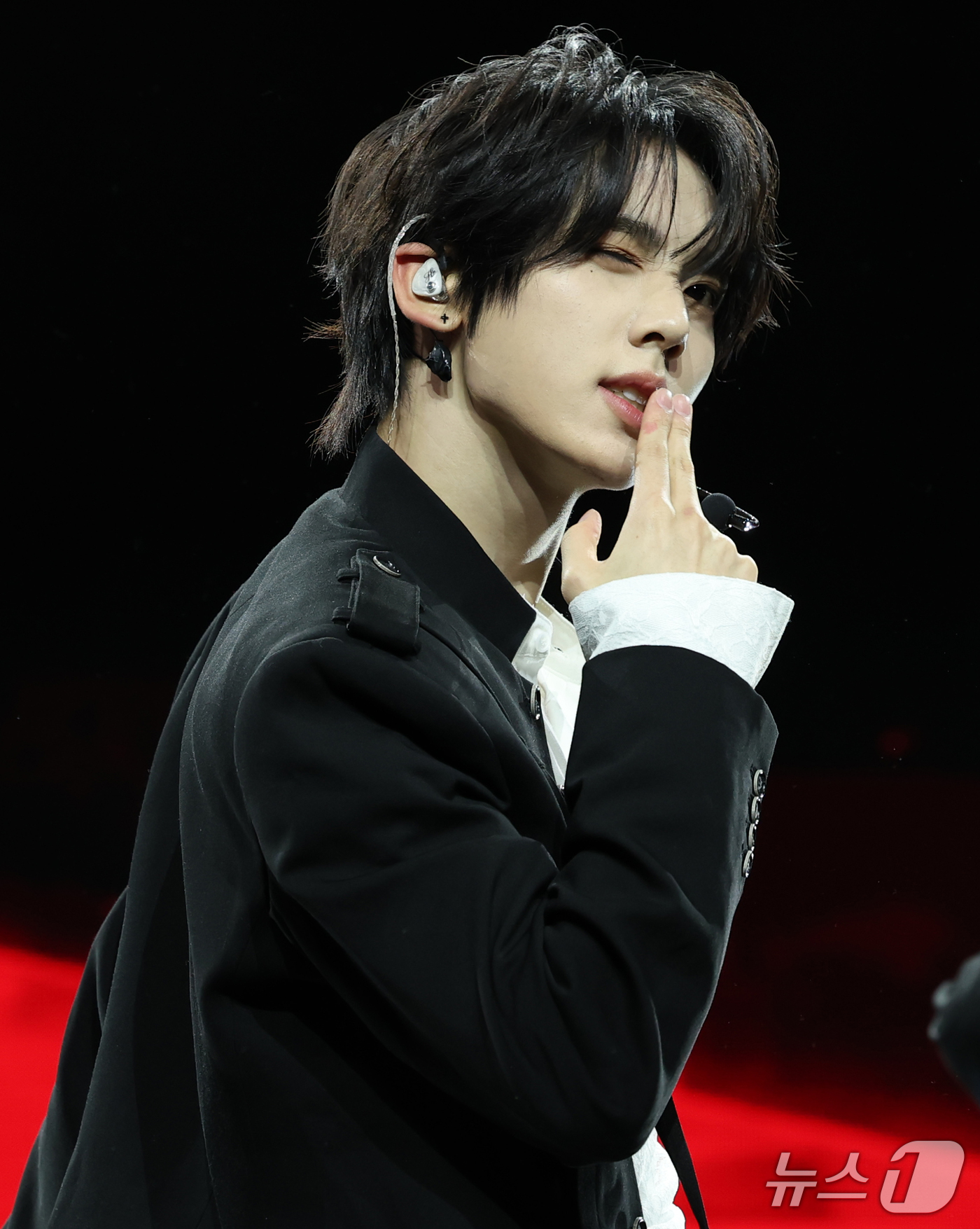(서울=뉴스1) 권현진 기자 = 그룹 앤더블(AND2BLE) 한유진이 27일 서울 용산구 블루스퀘어에서 가진 미니 2집 '시퀀스 투: 어트랙션'(Sequence 02: Attrac …