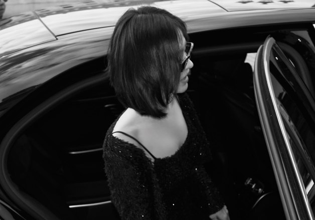 송혜교, 어깨 드러나는 원피스로 뽐낸 아우라…늘씬 몸매까지 [N샷]