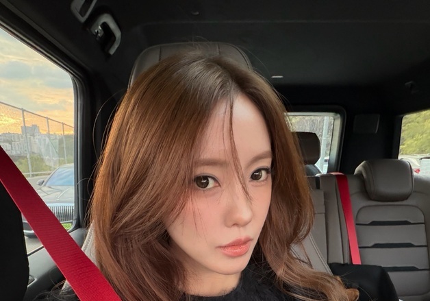 티아라 효민, 핫걸 분위기…쭉 뻗은 각선미 [N샷]
