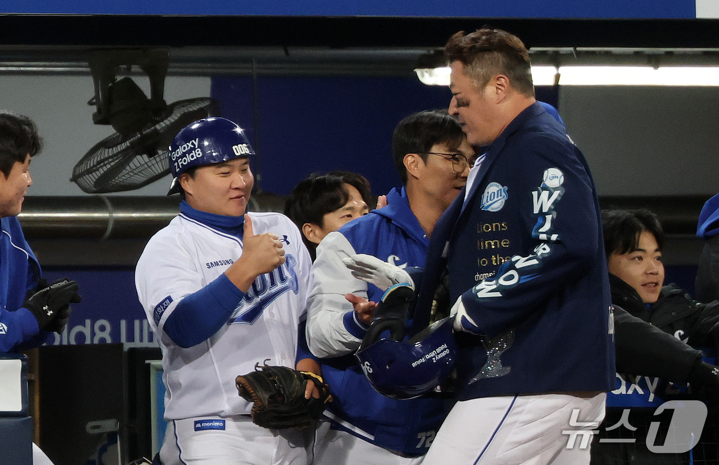 (대구=뉴스1) 박지혜 기자 = 27일 오후 대구 삼성라이온즈파크에서 열린 프로야구 2026 신한 SOL KBO 포스트시즌 플레이오프 2차전 KIA 타이거즈와 삼성 라이온즈의 경기 …