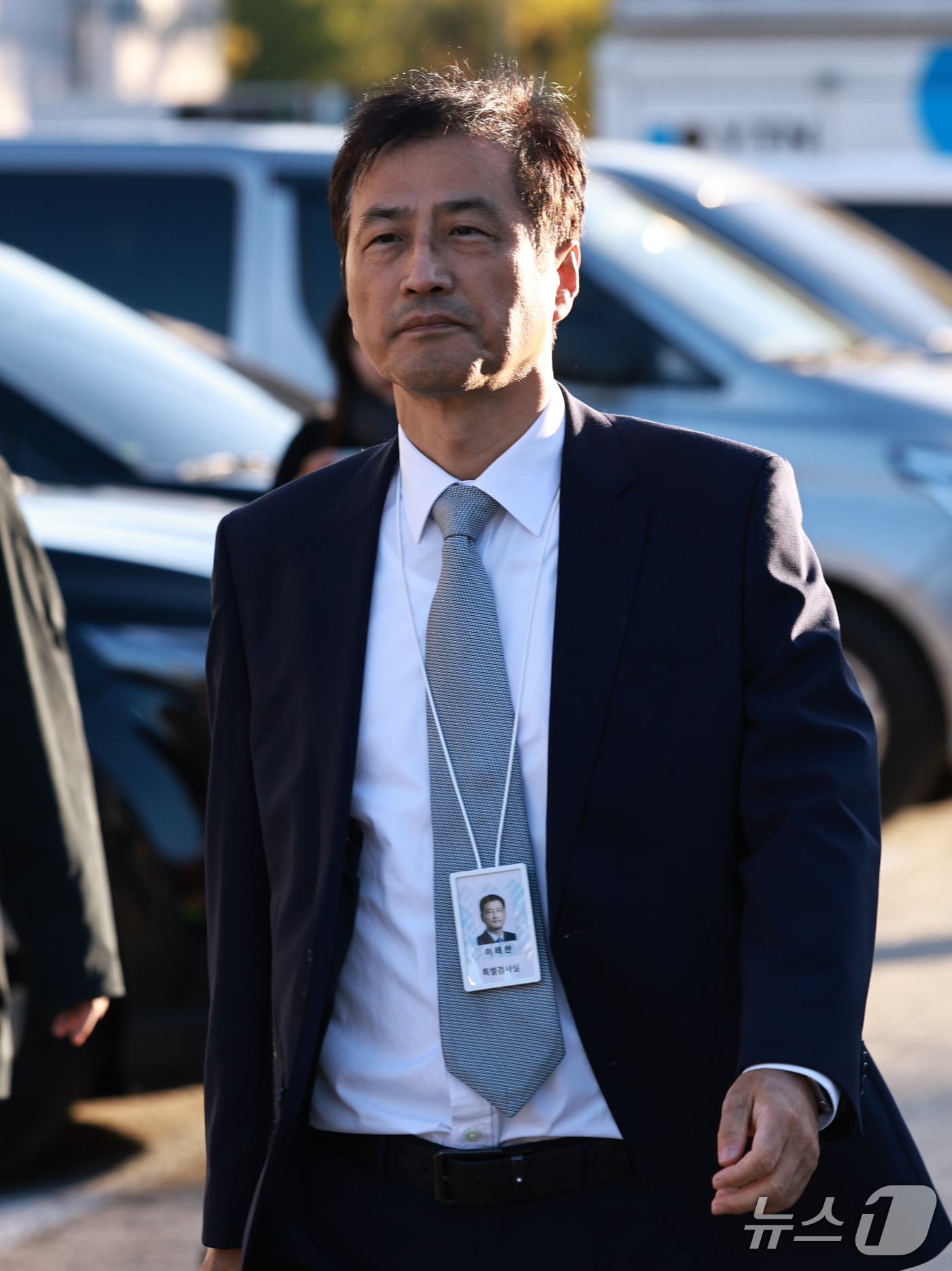 (서울=뉴스1) 구윤성 기자 = 6·3 지방선거 투표용지 부족사태 등을 수사하는 이태한 특별검사가 28일 투표지 247만여장의 위조 여부 등 검증을 위해 서울 송파구 올림픽공원에 …