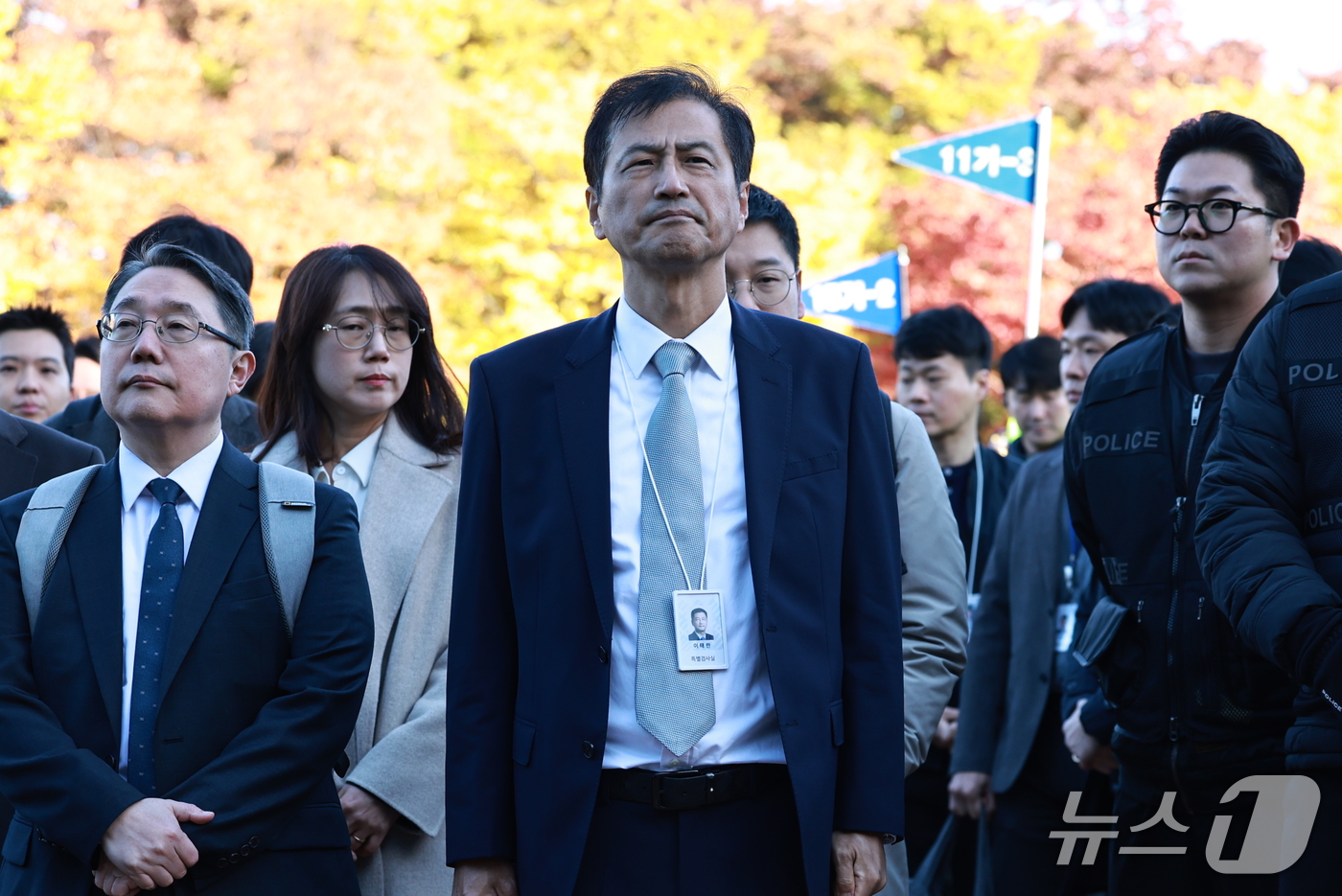 (서울=뉴스1) 구윤성 기자 = 6·3 지방선거 투표용지 부족사태 등을 수사하는 이태한 특별검사가 28일 투표지 247만여장의 위조 여부 등 검증을 위해 서울 송파구 올림픽공원에 …