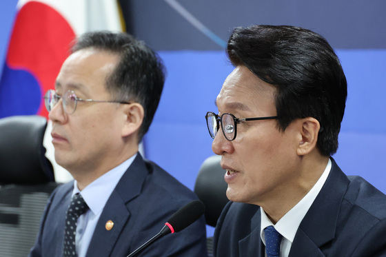 김민석 "가상자산 과세, 유예의견 많아…합리적 결과 도출할 것"