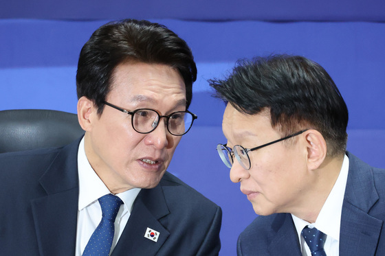 김민석 "가상자산 과세, 유예 의견 많아…합리적 결과 도출"(종합)