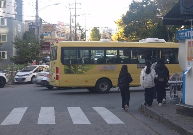 "설악산 -6.4도"…속초 등굣길, 플리스에 롱패딩까지 '초겨울'