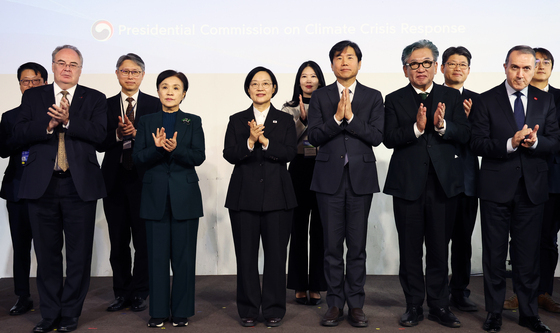 기후위기 컨퍼런스 참석한 한성숙 총리와 강금실 대사