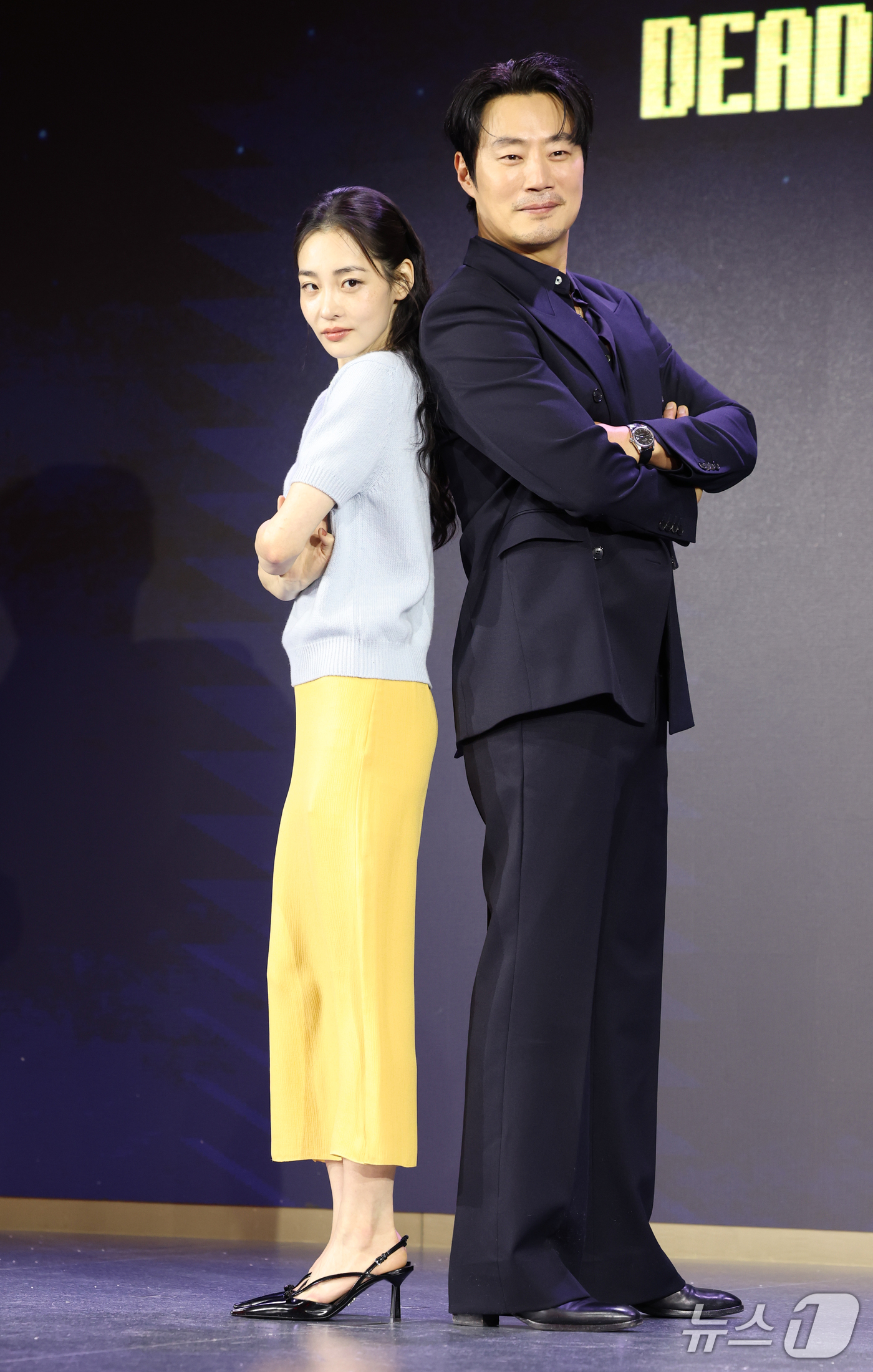 (서울=뉴스1) 권현진 기자 = 배우 김민하와 이희준(오른쪽)이 28일 서울 영등포구 페어몬트 앰배서더 서울에서 열린 넷플릭스 시리즈 '꿀알바' 제작발표회에 참석해 포즈를 취하고 …