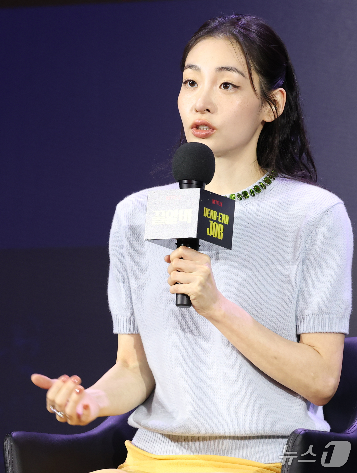 (서울=뉴스1) 권현진 기자 = 배우 김민하가 28일 서울 영등포구 페어몬트 앰배서더 서울에서 열린 넷플릭스 시리즈 '꿀알바' 제작발표회에 참석해 캐릭터 설명을 하고 있다.'꿀알바 …