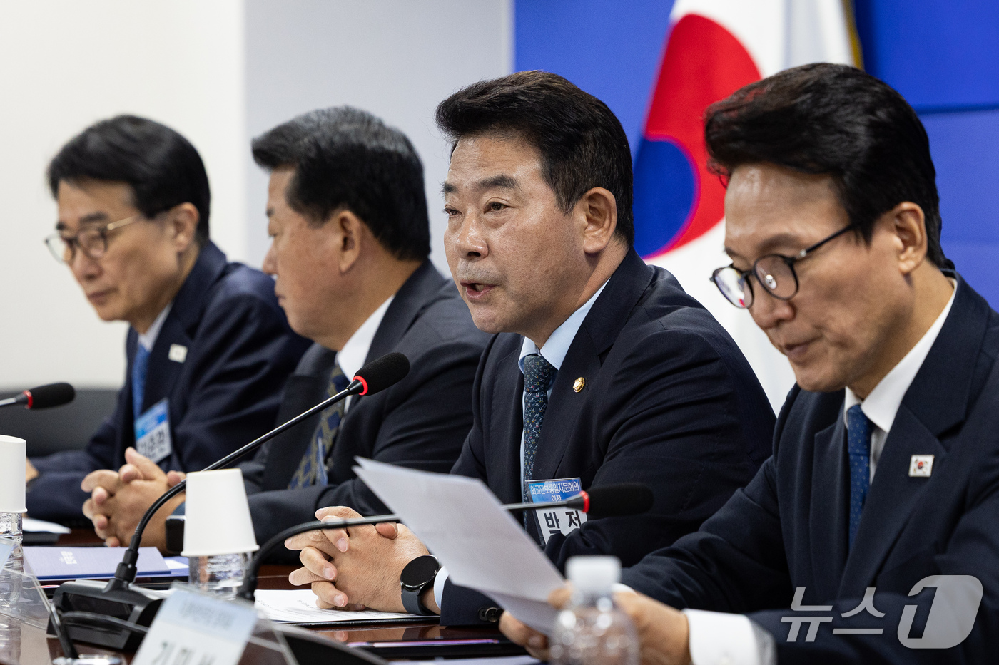 (서울=뉴스1) 유승관 기자 = 박정 더불어민주당 외교안보통일자문회의 의장이 28일 서울 여의도 국회 의원회관에서 열린 외교안보통일자문회의 출범식에서 인사말을 하고 있다. 2026 …