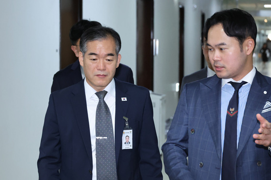 [국감] 정보위 출석하는 김종철 직무대행