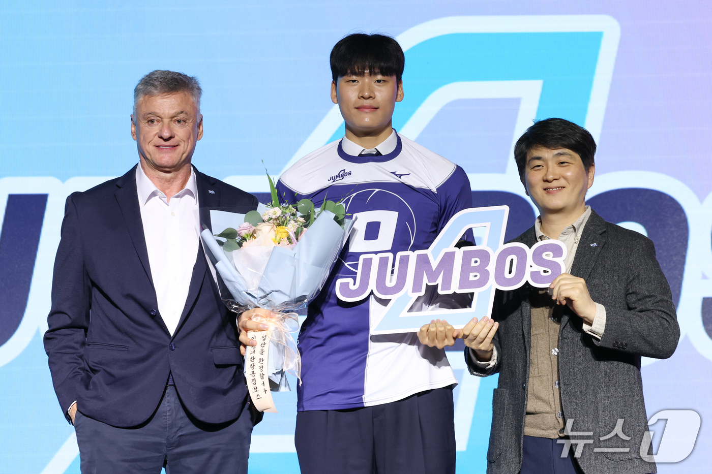 (서울=뉴스1) 안은나 기자 = 레난 달 조토 대한항공 감독이 28일 서울 강서구 메이필드호텔에서 열린 2026~2027 한국배구연맹(KOVO) 남자 신인선수 드래프트에서 1라운드 …