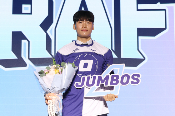 이승일, 대한항공 품으로