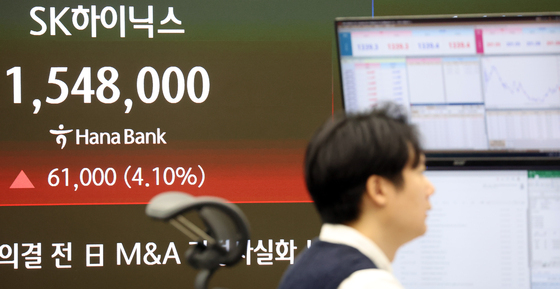 SK하이닉스, 전 거래일 대비 4.10% 오른 154만 8000원