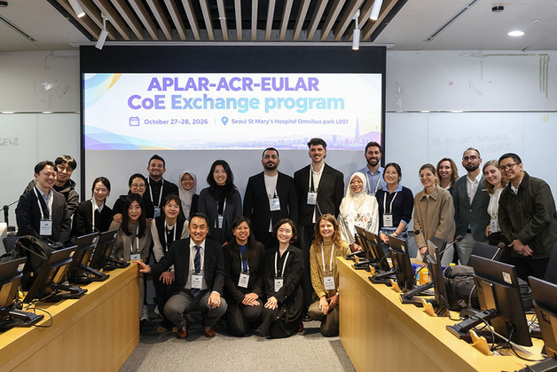 10 Years of Excellence: Seoul's APLAR Center Hosts International Rheumatology Training for Young Spe...