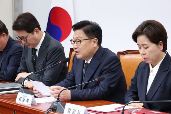 野 "진성준 美 비자 거부, 한미관계 과연 있나…李 SNS엔 '실시간 댓글팀'"