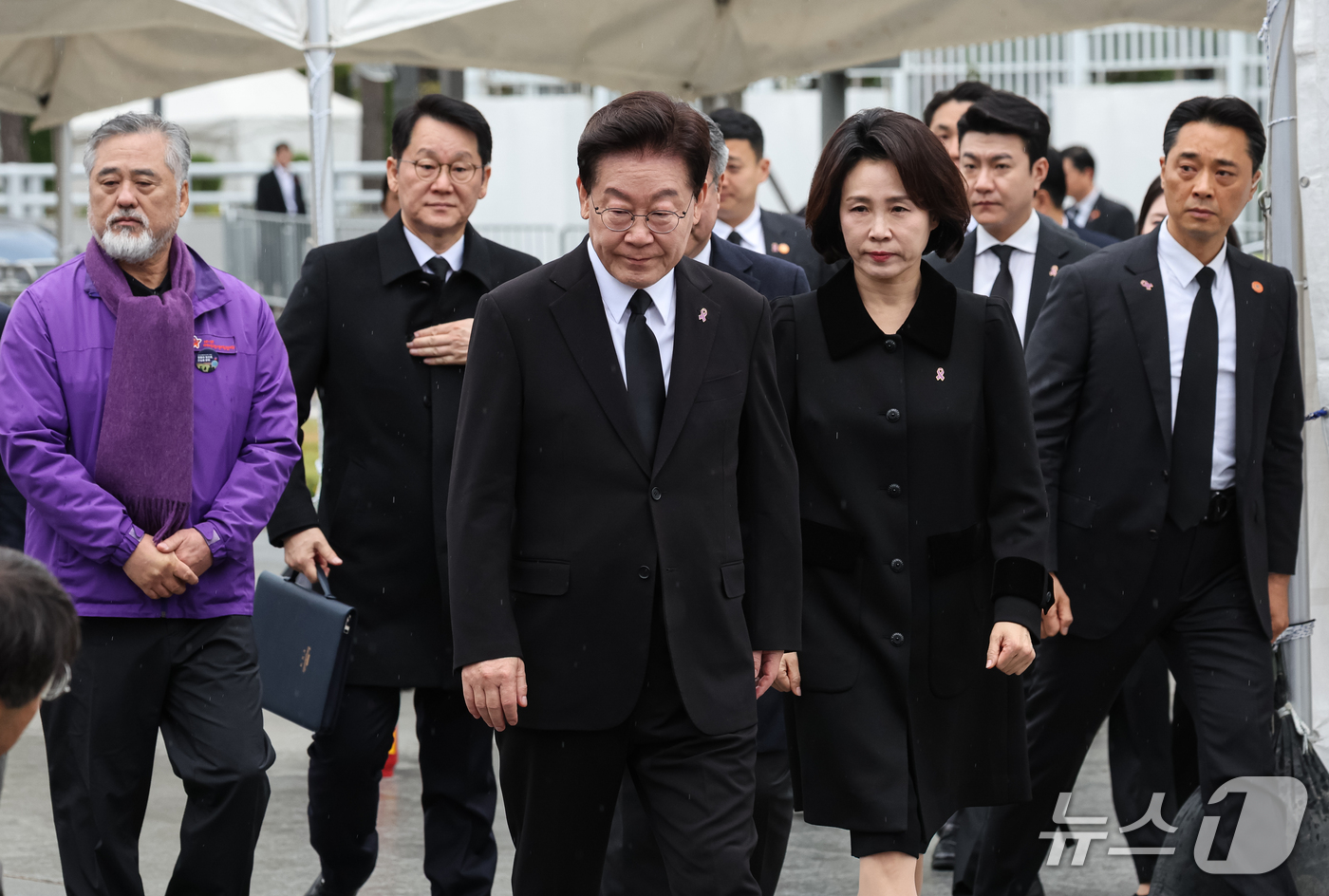 (서울=뉴스1) 허경 기자 = 이재명 대통령이 29일 서울 광화문광장에서 열린 이태원참사 4주기 기억식에 입장하고 있다. 2026.10.29/뉴스1