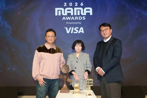 "시공간을 초월할 K팝 무대"…'2026 마마'의 변화와 자신감(종합) [N현장]