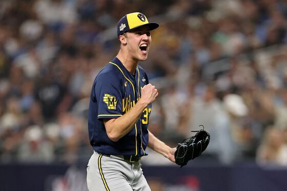 MLB 밀워키, 탬파베이 꺾고 57년 만에 월드시리즈 우승 한풀이