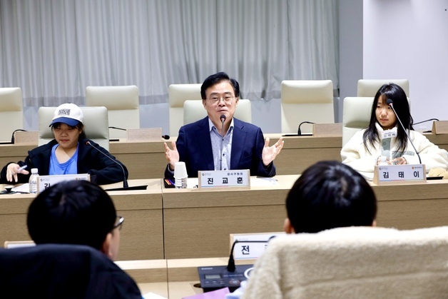 "구청장님 인터뷰하고 싶어요"…초등생 요청에 강서구청장 화답