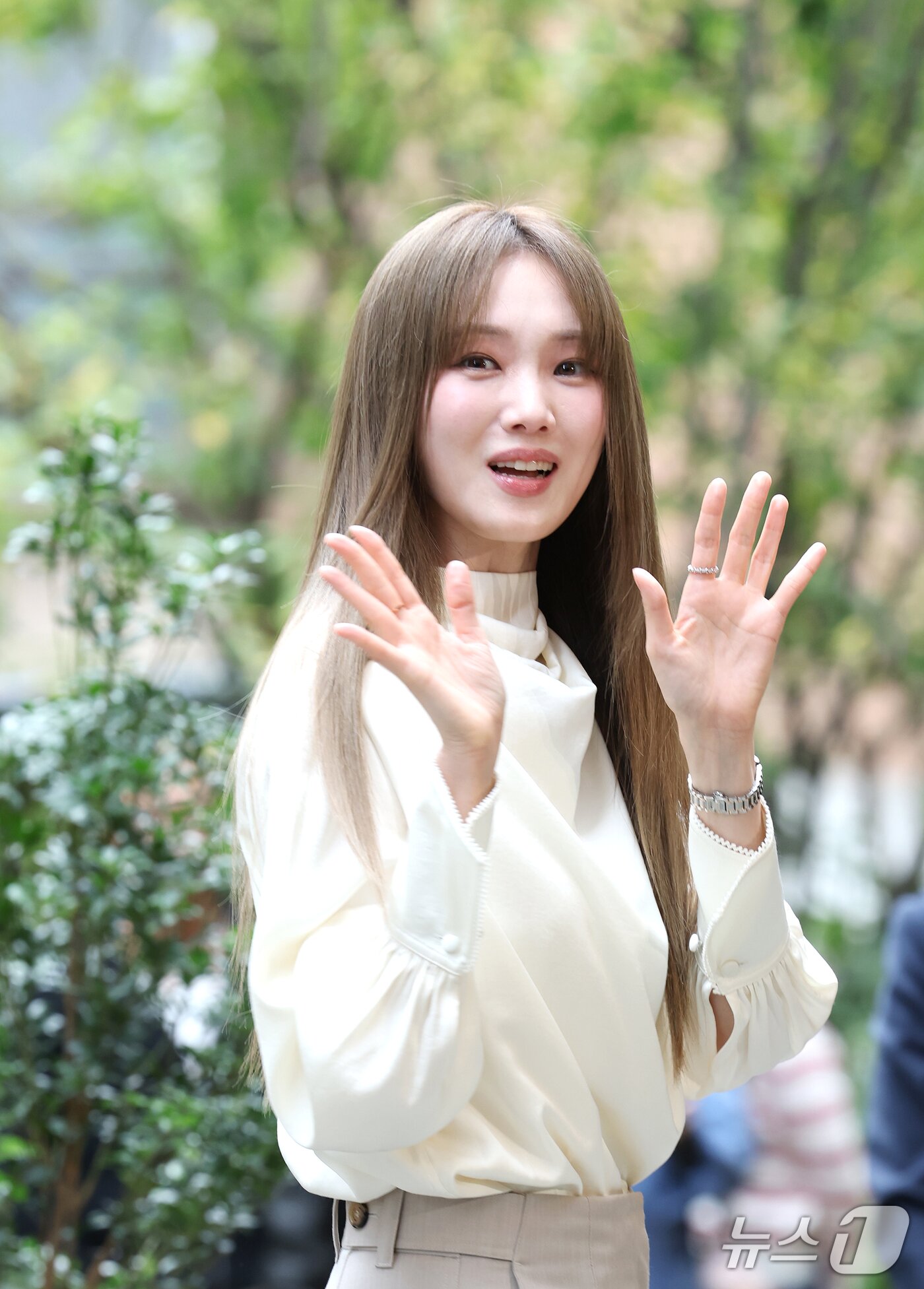 이성경, 숲속의 요정