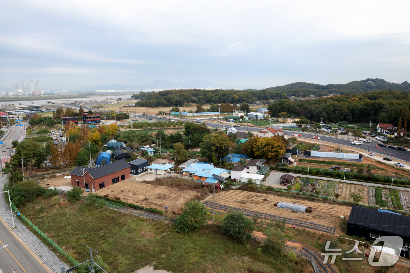 (서울=뉴스1) 이광호 기자 = 국토교통부가 29일 8·13 대책의 후속 조치로 7만6700가구 규모의 수도권 신규택지 후보지를 발표했다. 경기 김포, 구리, 하남, 의정부, 고 …