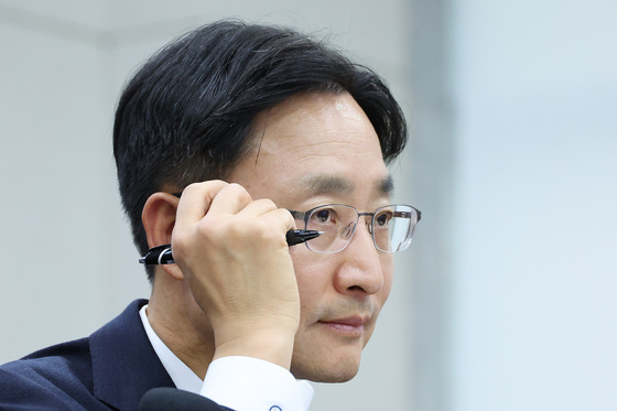 임광현, 李부부 황제골프 논란 "매우 유감…허위 사실 사과부터 해야"