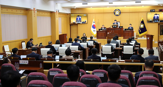 서산시의회, 제316회 임시회 폐회…시정질문 79건·안건 32건 처리