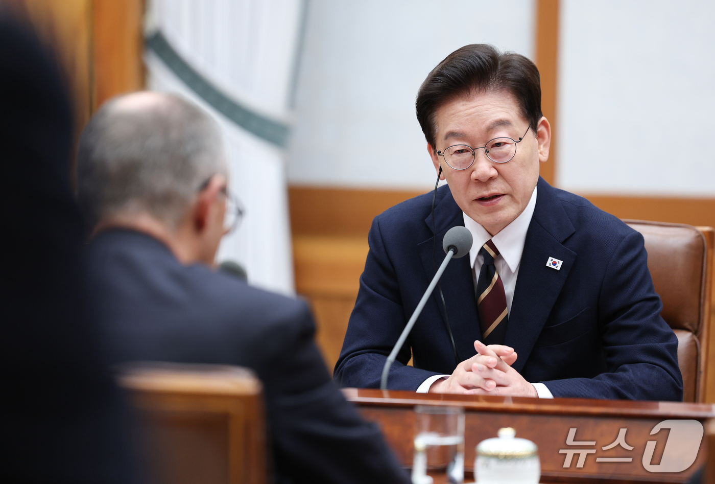 (서울=뉴스1) 허경 기자 = 이재명 대통령이 29일 청와대에서 열린 프리드리히 메르츠 독일 총리와의 정상회담에서 발언하고 있다. (청와대통신사진기자단) 2026.10.29/뉴스1 …