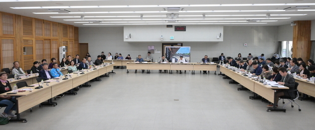 "관광객 불편 없도록"…논산시, 강경젓갈축제 앞두고 준비 상황 점검