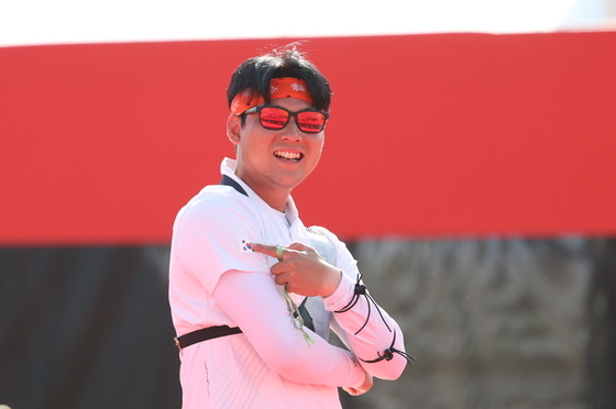 금메달 이우석 '한국 양궁 자존심'