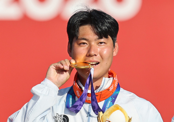 양궁 이우석, 리커브 개인 金