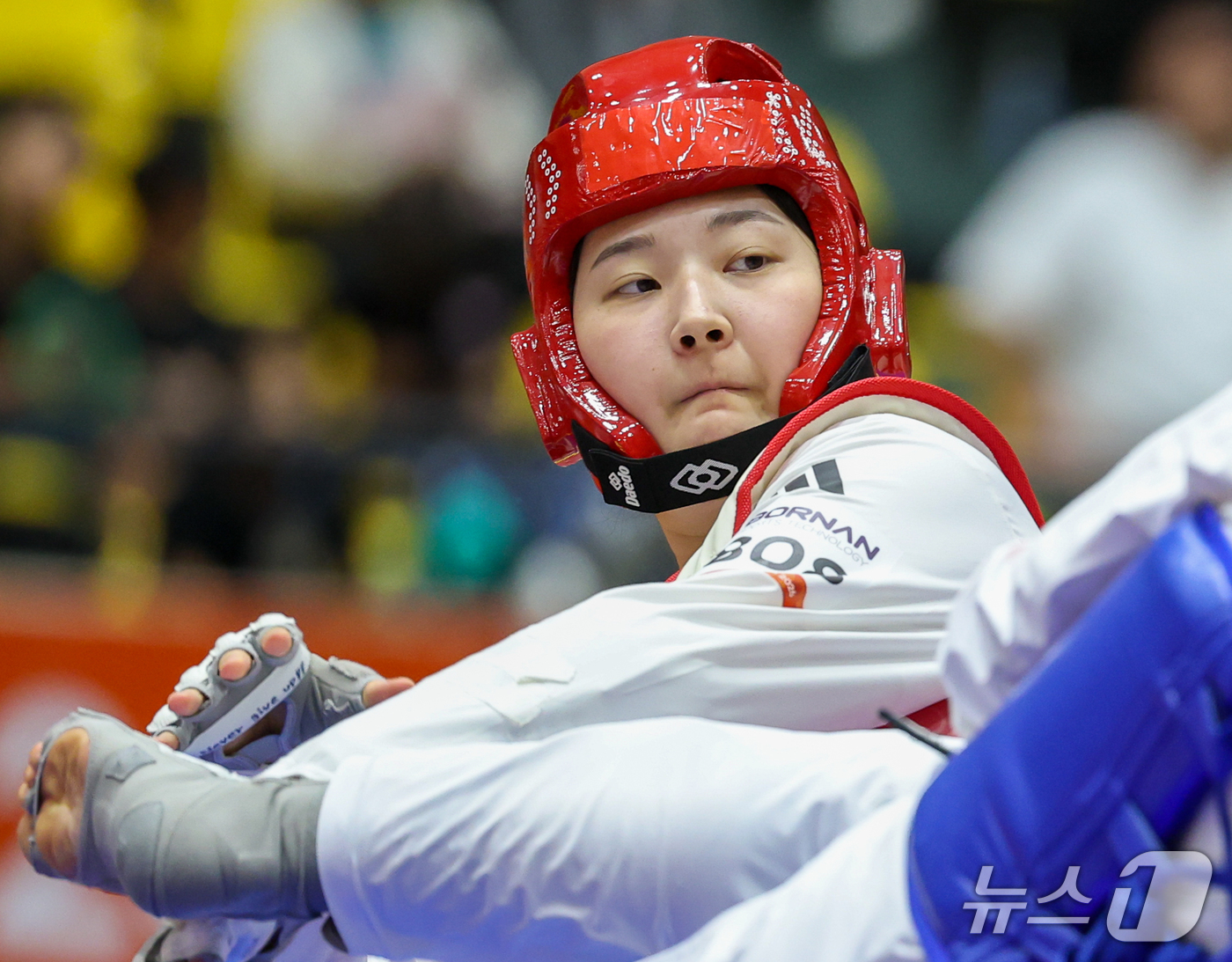 (도요하시=뉴스1) 안은나 기자 = 대한민국 송다빈이 3일 일본 도요하시 체육관에서 열린 2026 아이치·나고야 아시안게임 태권도 여자 +67㎏급 준결승전에서 이란 아마디 파테메와 …